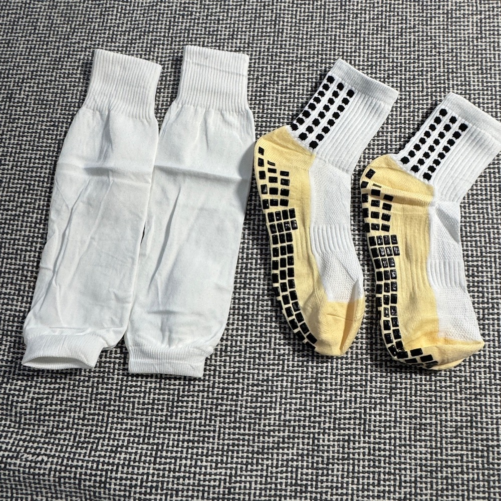 Lnngub Kids Soccer Grip Socks and White Leg Sleeves Set Non-Slip Athletic Gear